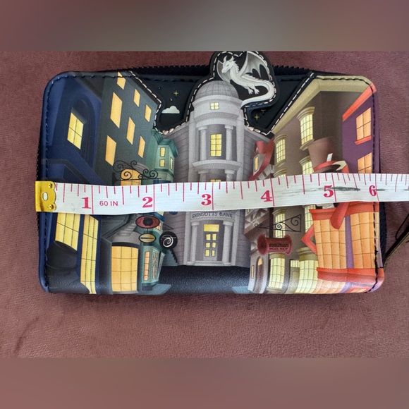 NWT Harry Potter and Loungefly Wallet - Picture 6 of 8